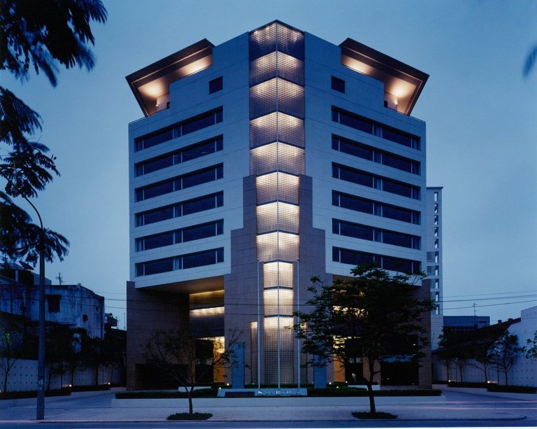 SUN RED RIVER BUILDING