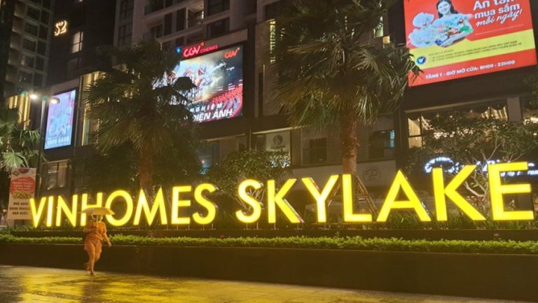VINHOMES SKY LAKE